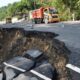 antarafoto jalan nasional ambles 250417 sis 2 Tiga Bulan, Jalan Utama Pagerwojo-Sendang Tulungagung Tak Kunjung Diperbaiki, Warga Khawatir Makin Membahayakan