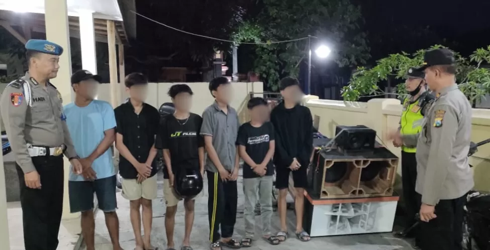 ronda3 3545130398 Pemuda di Tulungagung Diamankan lantararan Bangunkan Saur Pakai Sound System